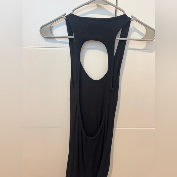 Joah Brown Open Back Dress - Picture 4 of 4